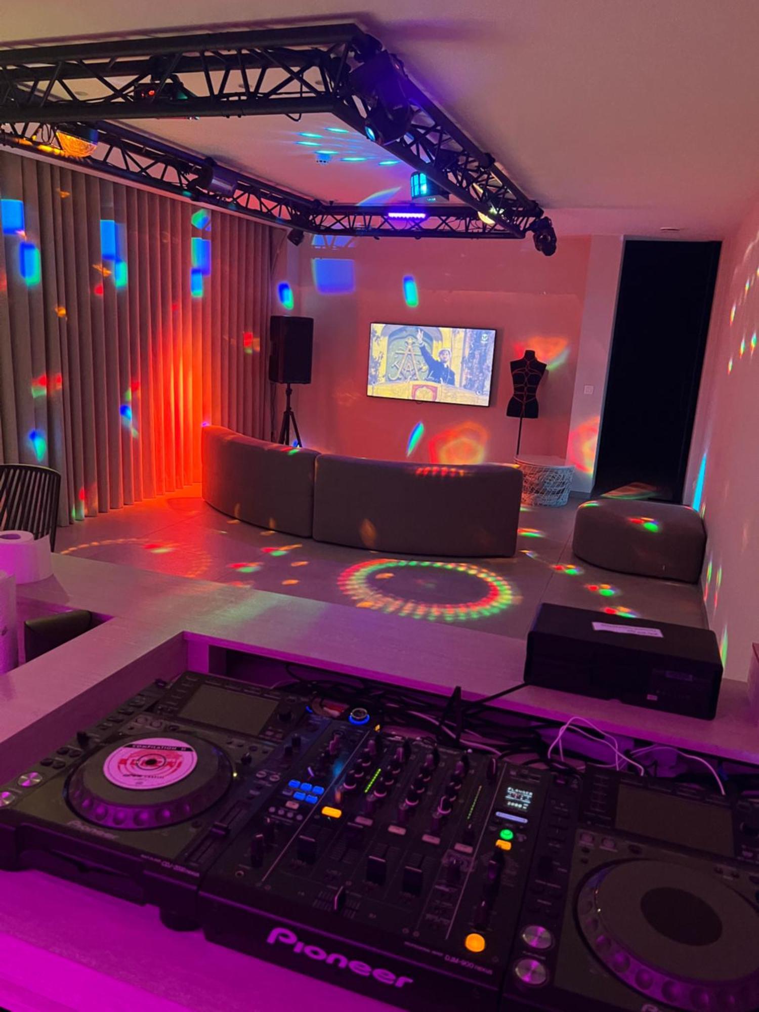 ホーフストラテンKaoz Highstreet The Luxury Loftアパートメント エクステリア 写真